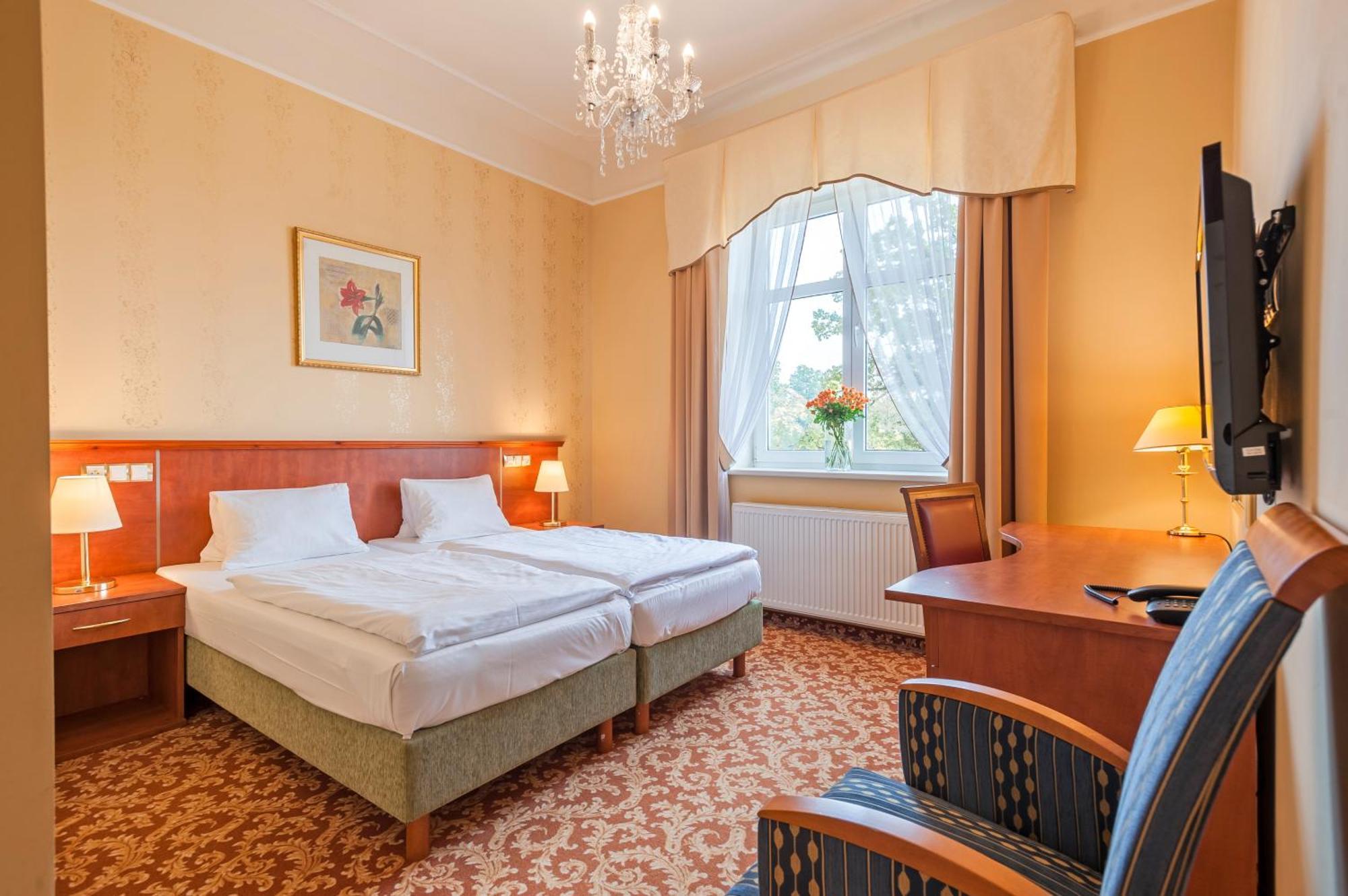 Spa Resort Pawlik-Aquaforum Frantiskovy Lazne Room photo