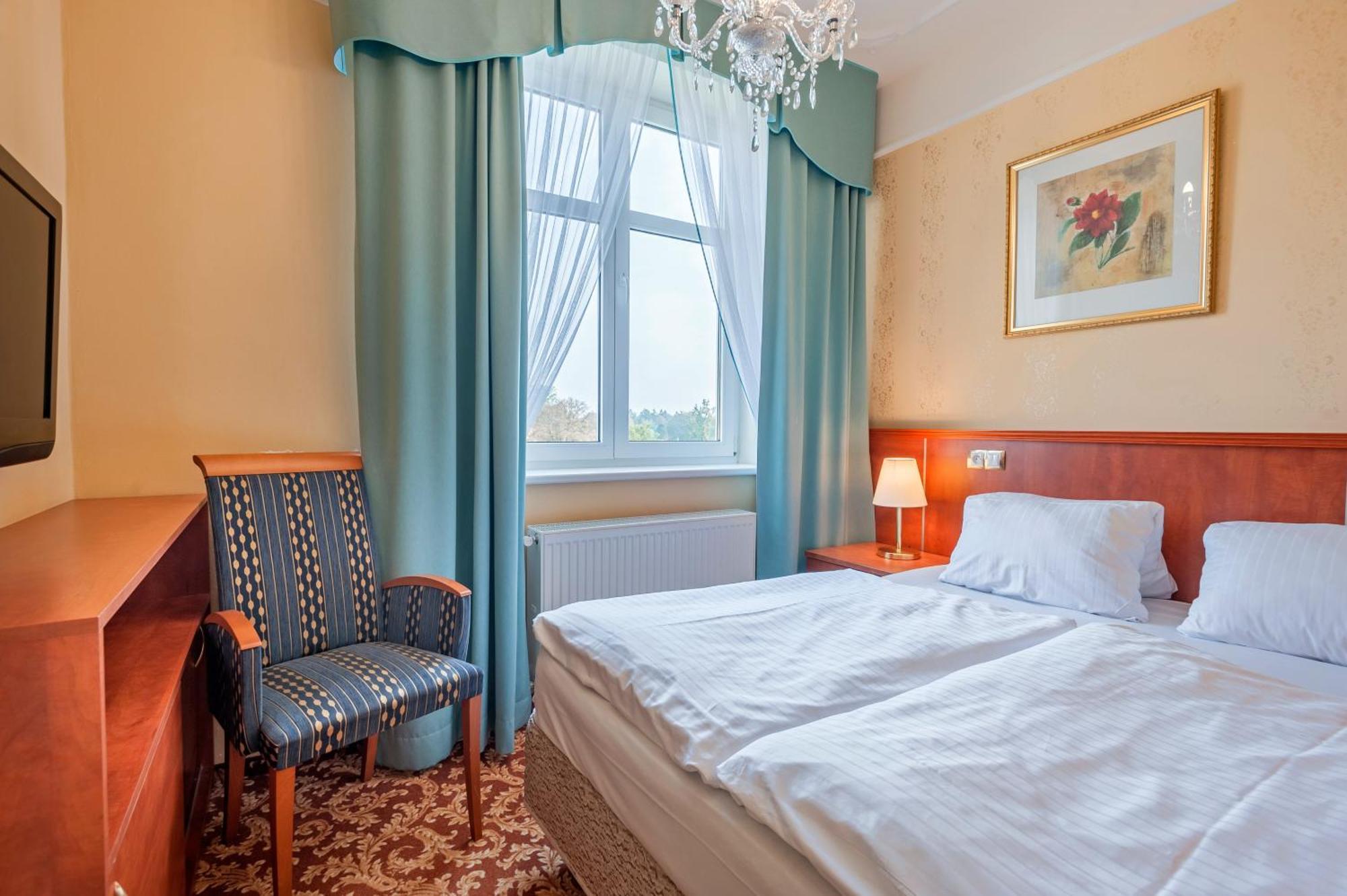 Spa Resort Pawlik-Aquaforum Frantiskovy Lazne Room photo