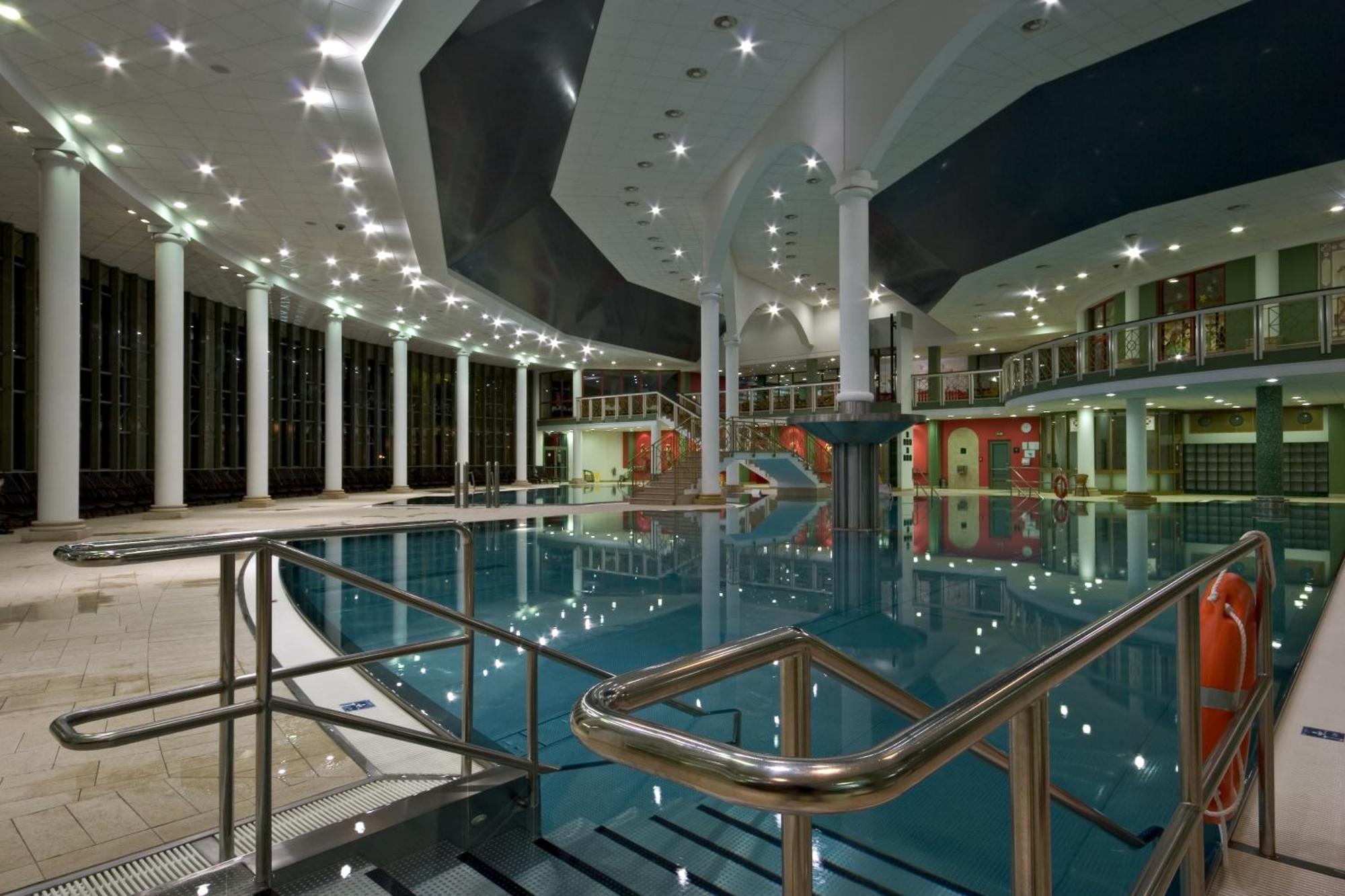 Spa Resort Pawlik-Aquaforum Frantiskovy Lazne Exterior photo