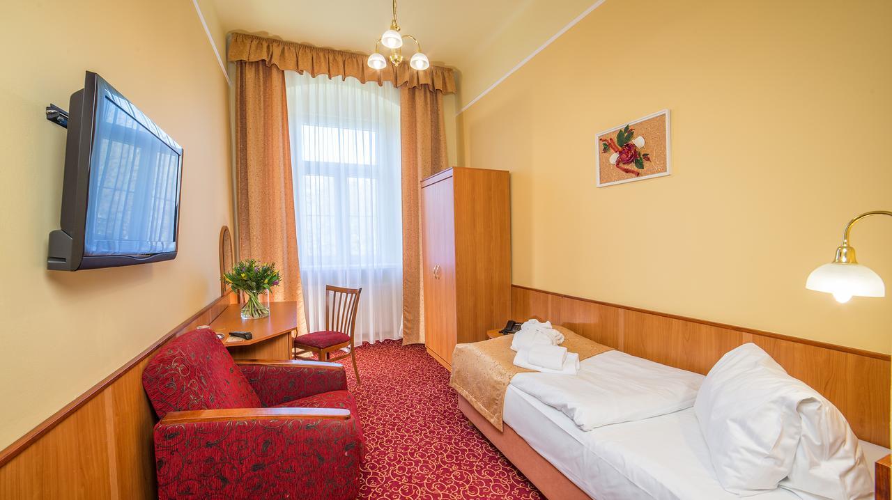 Spa Resort Pawlik-Aquaforum Frantiskovy Lazne Room photo