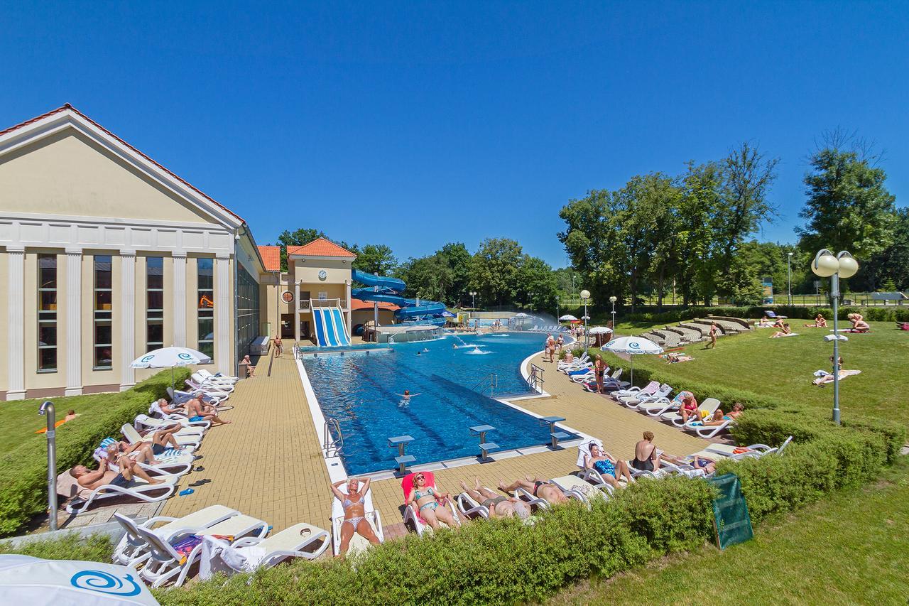 Spa Resort Pawlik-Aquaforum Frantiskovy Lazne Exterior photo